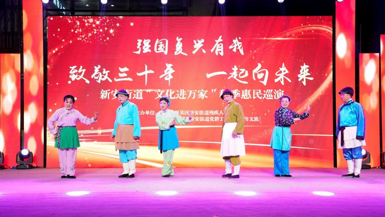 無錫新能源公交車，無錫綠色出行新篇章，新能源公交車引領(lǐng)環(huán)保潮流