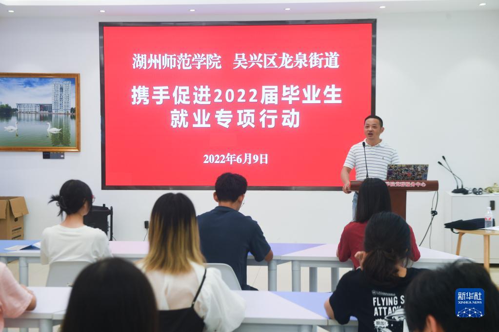 海南新能源有限公司熱招中！高薪職位等你來挑戰(zhàn)！，海南新能源有限公司熱招中，高薪職位邀您共筑綠色未來！
