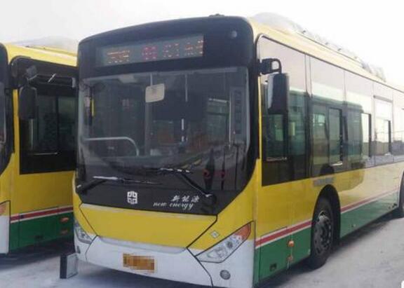 新能源車好不好，新能源車，綠色出行新選擇，未來趨勢(shì)下的優(yōu)劣解析